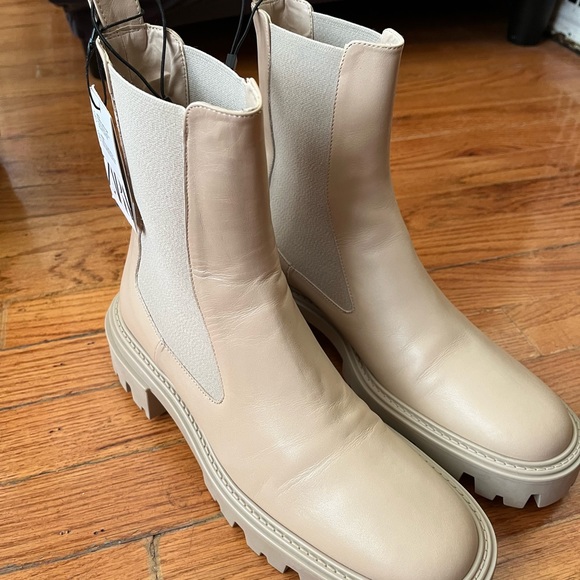 COPY - Zara leather Chelsea boots ..brand new - Picture 7 of 7